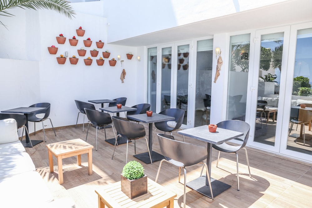 Belver Boa Vista Hotel & Spa - Adults Only — Restaurant & bars in Albufeira, Faro