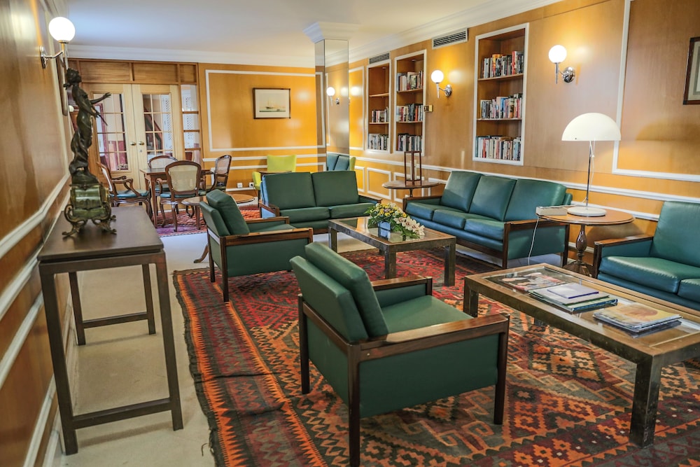 Belver Boa Vista Hotel & Spa - Adults Only — Hotel building in Albufeira, Faro