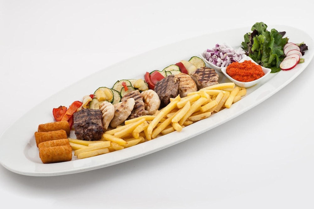 Hotel Biokovo — Restaurant & bars in Makarska, Split-Dalmatia