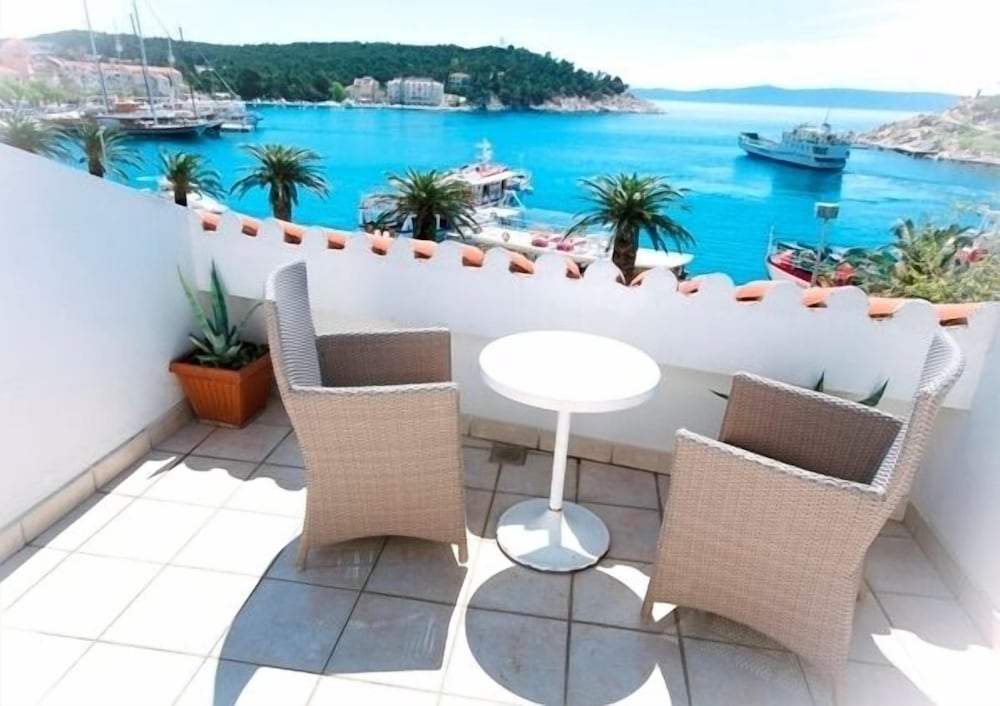 Hotel Biokovo — Main photo in Makarska, Split-Dalmatia