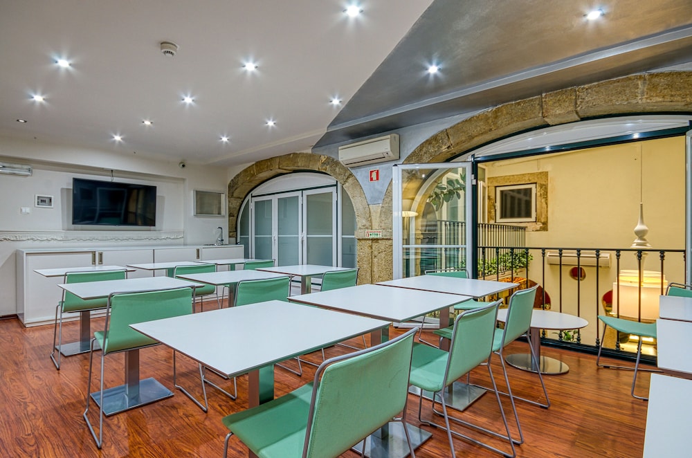 Hotel Borges Chiado — Restaurant & bars in Lisbon, Lisboa
