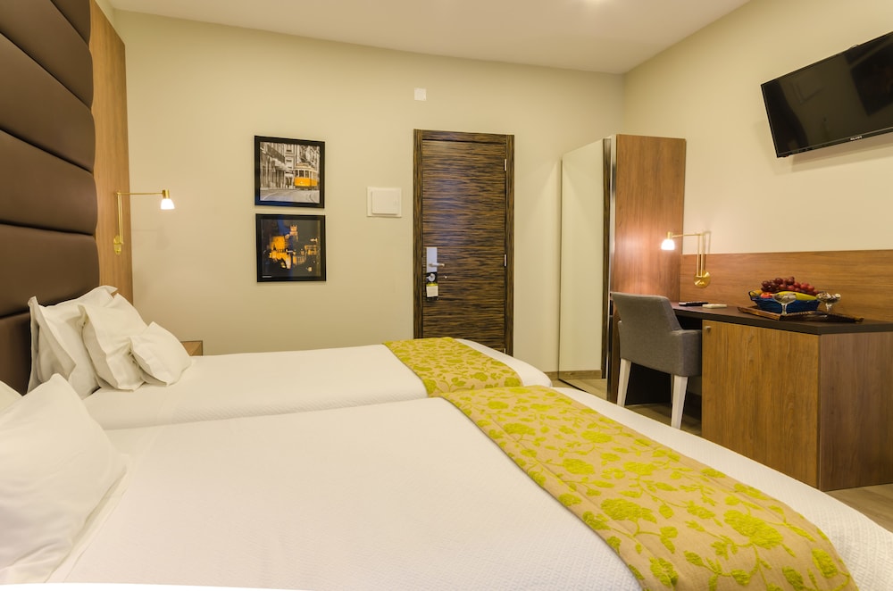 Hotel Borges Chiado — Hotel rooms in Lisbon, Lisboa