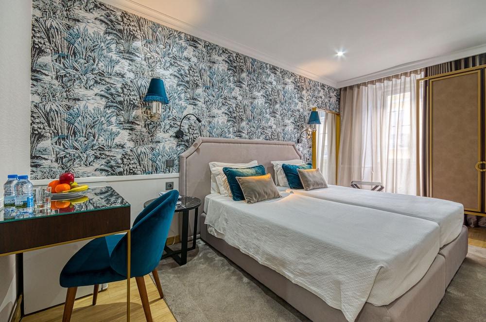 Hotel Borges Chiado — Hotel rooms in Lisbon, Lisboa