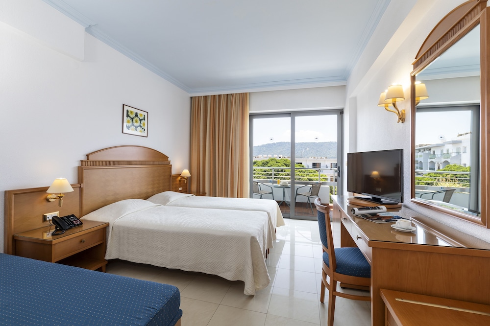Blue Horizon Hotel — Hotel rooms in Ialyssos, South Aegean
