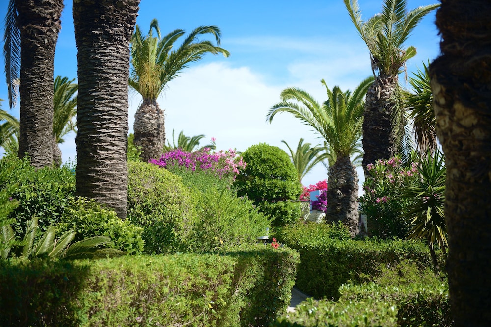 Blue Horizon Hotel — Attractions in the area in Ialyssos, South Aegean