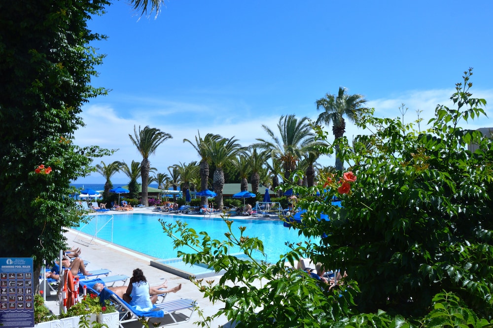 Blue Horizon Hotel — Swimming pool in Ialyssos, South Aegean