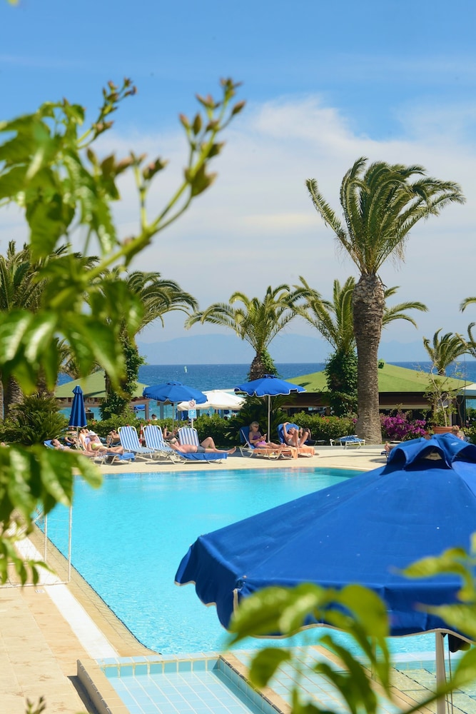 Blue Horizon Hotel — Swimming pool in Ialyssos, South Aegean