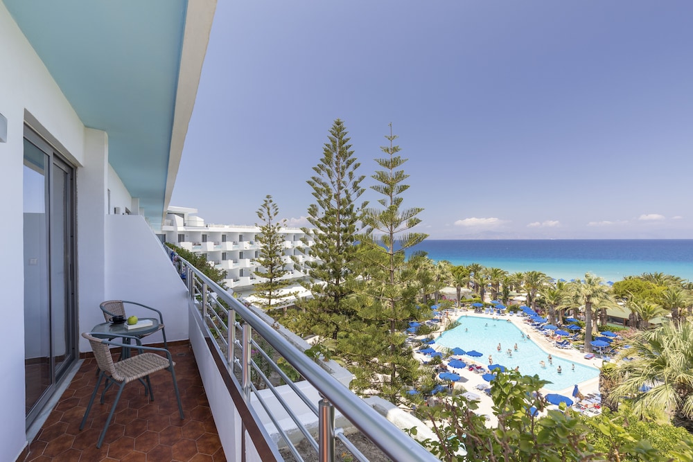 Blue Horizon Hotel — Swimming pool in Ialyssos, South Aegean