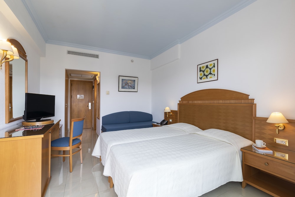 Blue Horizon Hotel — Hotel rooms in Ialyssos, South Aegean