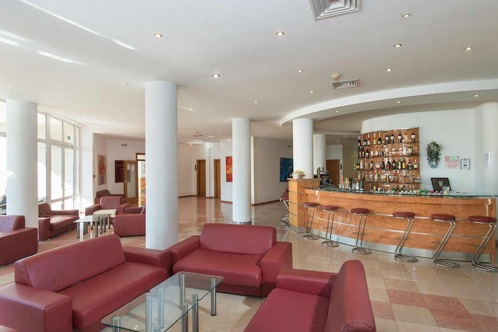 Hotel Fenix — Restaurant & bars in Sunny Beach, Burgas Region
