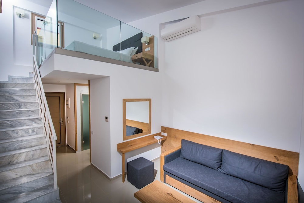 Gouves Water Park Holiday Resort — Hotel rooms in Gouves