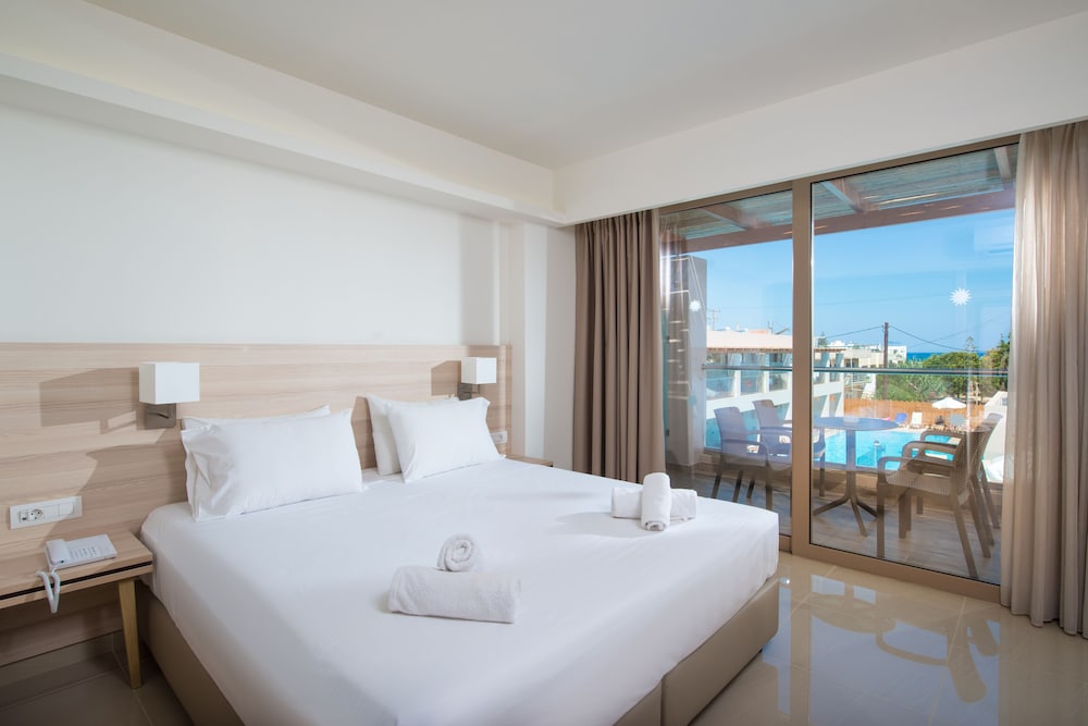 Gouves Water Park Holiday Resort — Hotel rooms in Gouves