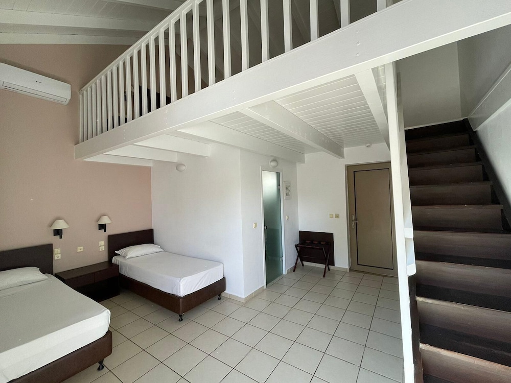 Gouves Water Park Holiday Resort — Hotel rooms in Gouves