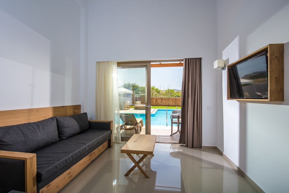Gouves Water Park Holiday Resort — Hotel rooms in Gouves