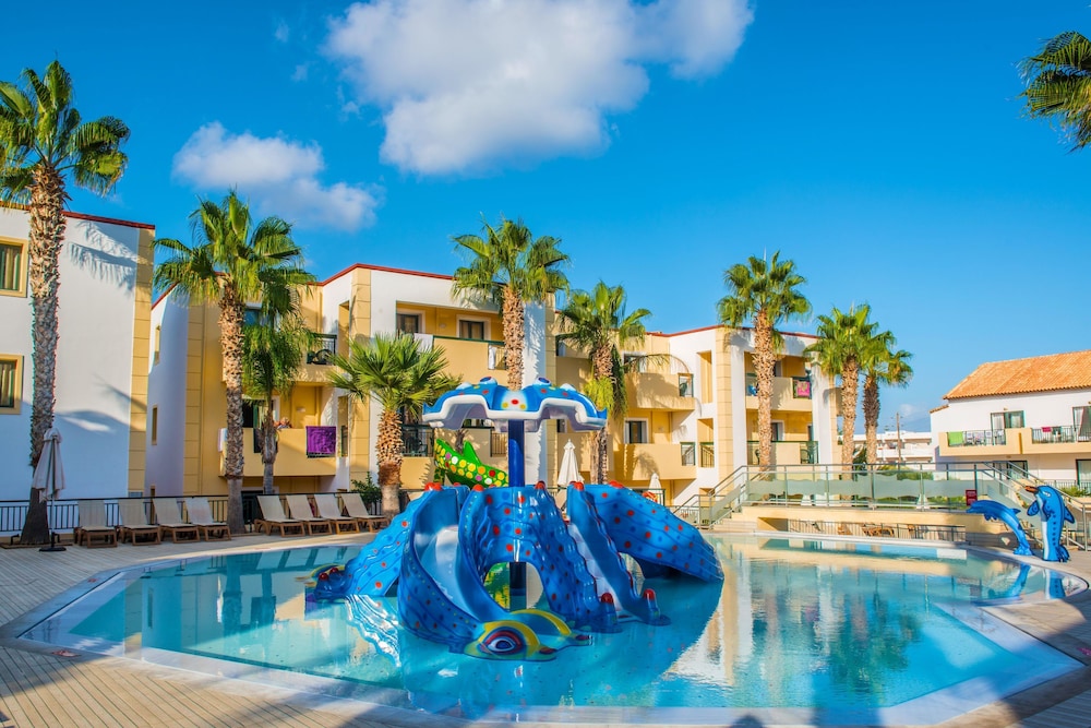 Gouves Water Park Holiday Resort — Attractions for children in Gouves