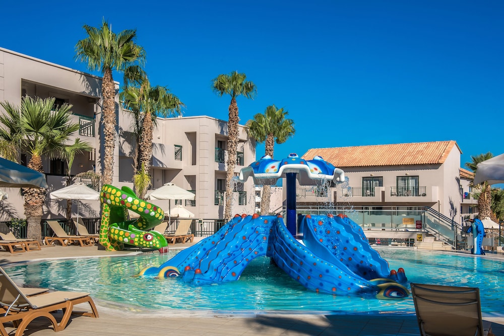 Gouves Water Park Holiday Resort — Attractions for children in Gouves