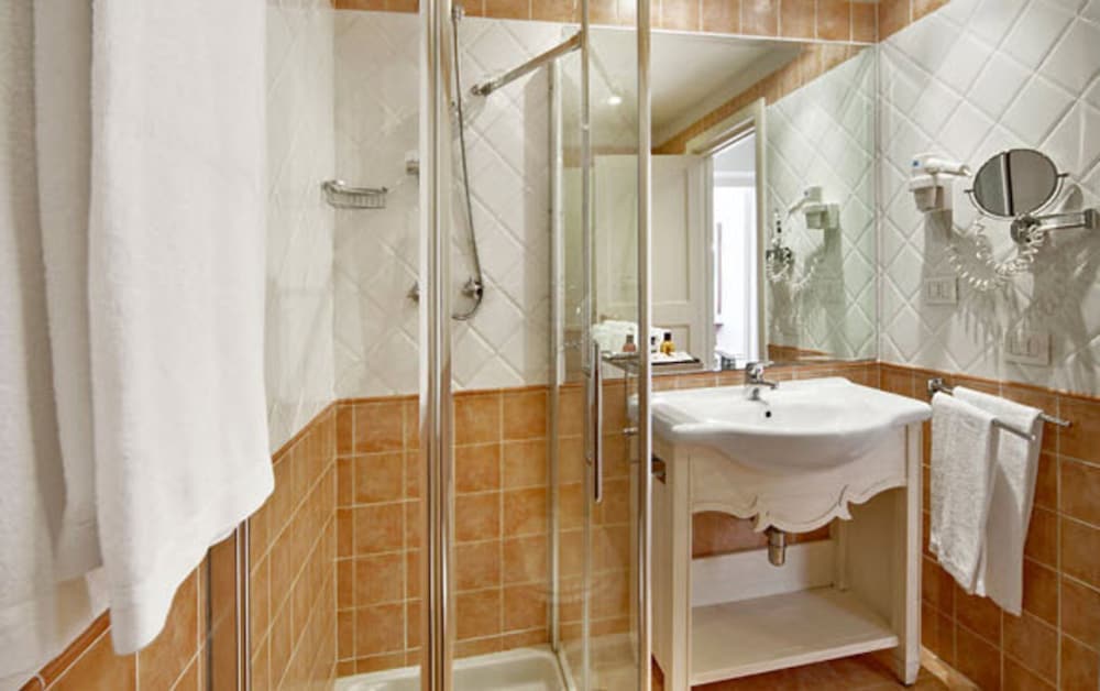 COLONNA GRAND HOTEL CAPO TESTA, a Colonna Luxury Beach Hotel, Santa Teresa Sardegna — Hotel rooms in Capo Testa, Sardinia