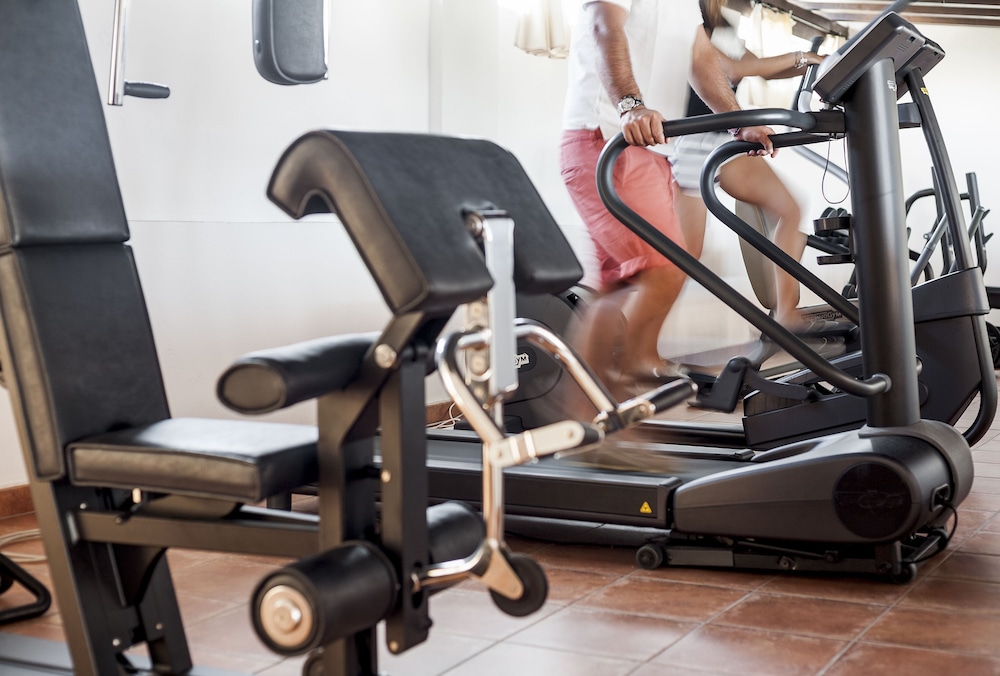 COLONNA GRAND HOTEL CAPO TESTA, a Colonna Luxury Beach Hotel, Santa Teresa Sardegna — Sports & recreation in Capo Testa, Sardinia