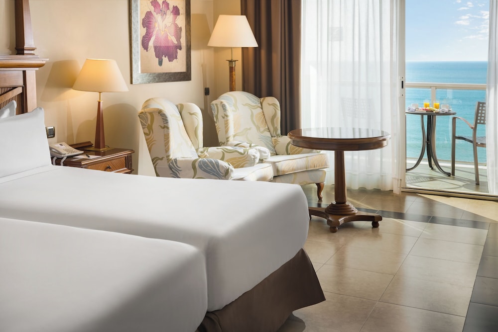 Gran Hotel Elba Estepona Thalasso & Spa — Hotel rooms in Estepona, Andalusia