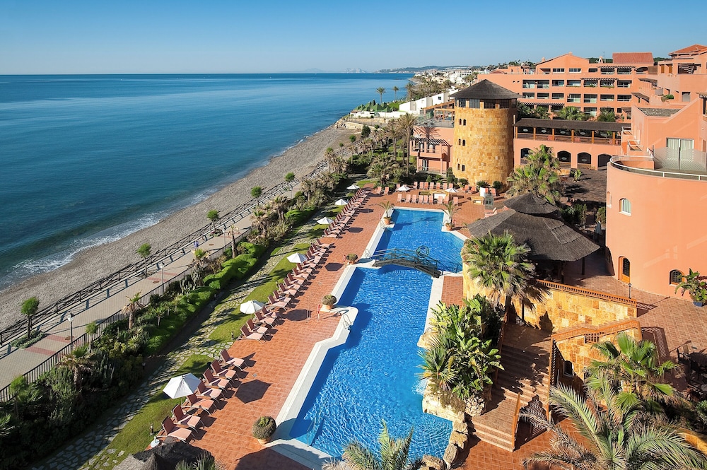 Gran Hotel Elba Estepona Thalasso & Spa — Swimming pool in Estepona, Andalusia