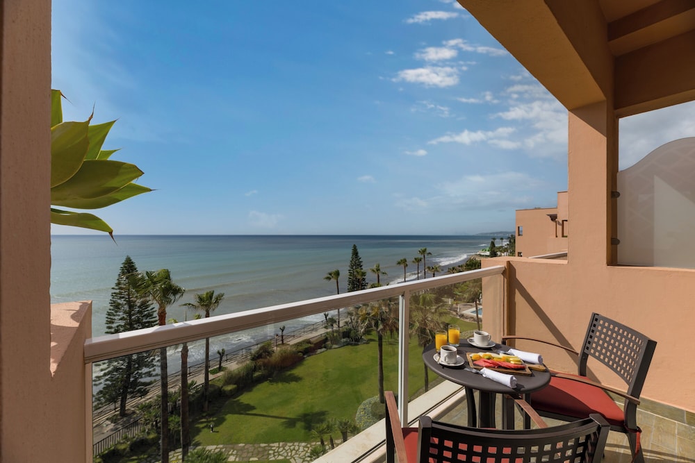 Gran Hotel Elba Estepona Thalasso & Spa — Hotel rooms in Estepona, Andalusia