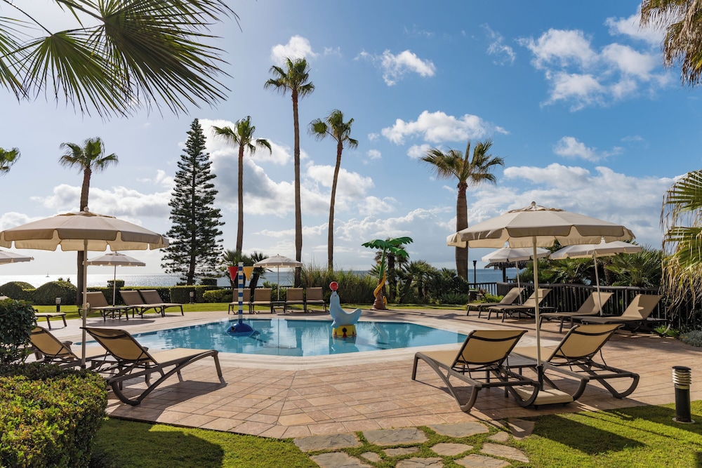 Gran Hotel Elba Estepona Thalasso & Spa — Swimming pool in Estepona, Andalusia