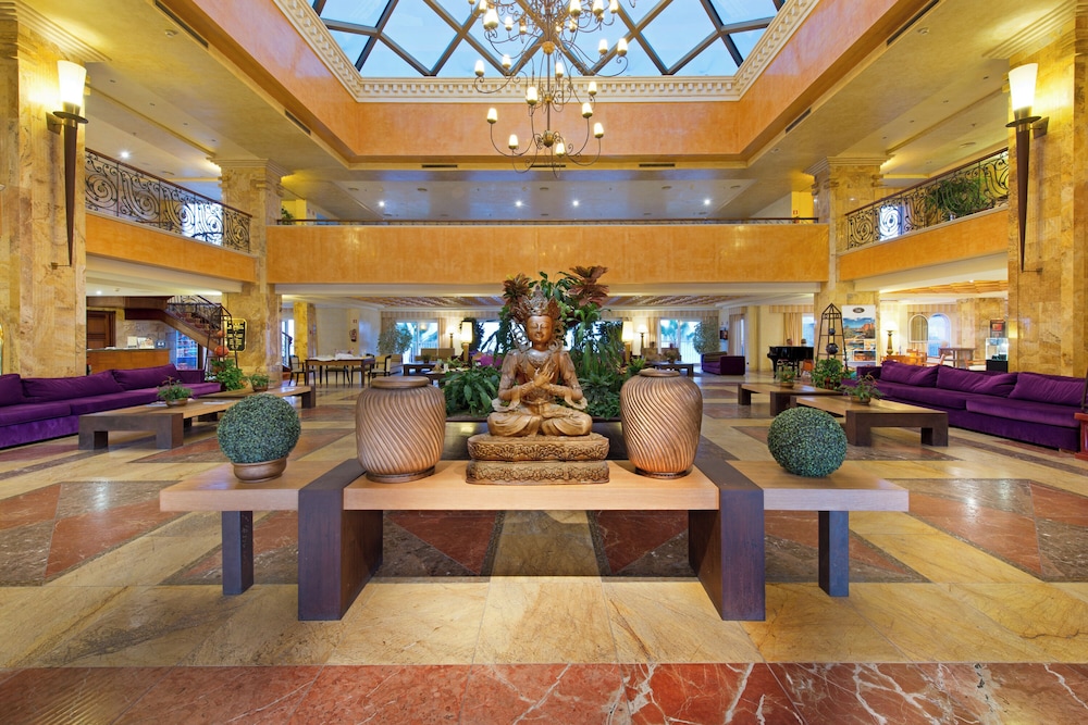 Gran Hotel Elba Estepona Thalasso & Spa — Hotel building in Estepona, Andalusia