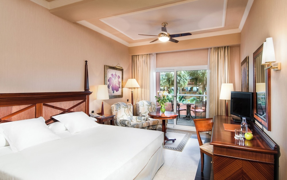 Gran Hotel Elba Estepona Thalasso & Spa — Hotel rooms in Estepona, Andalusia