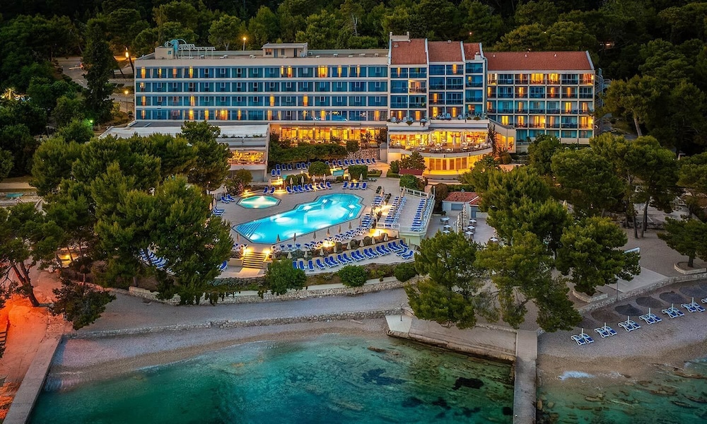 Aminess Vival Grand Azur Hotel — Main photo in Orebić, Dubrovnik-Neretva