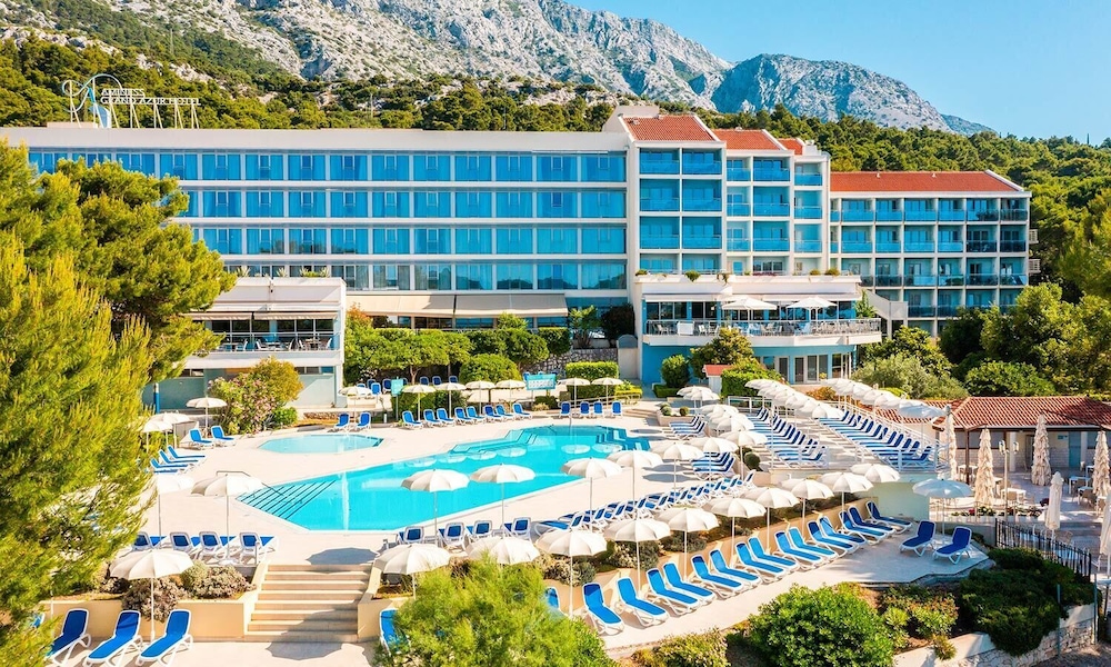 Aminess Vival Grand Azur Hotel — Swimming pool in Orebić, Dubrovnik-Neretva