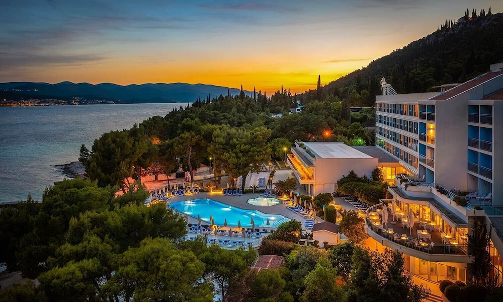 Aminess Vival Grand Azur Hotel — Swimming pool in Orebić, Dubrovnik-Neretva