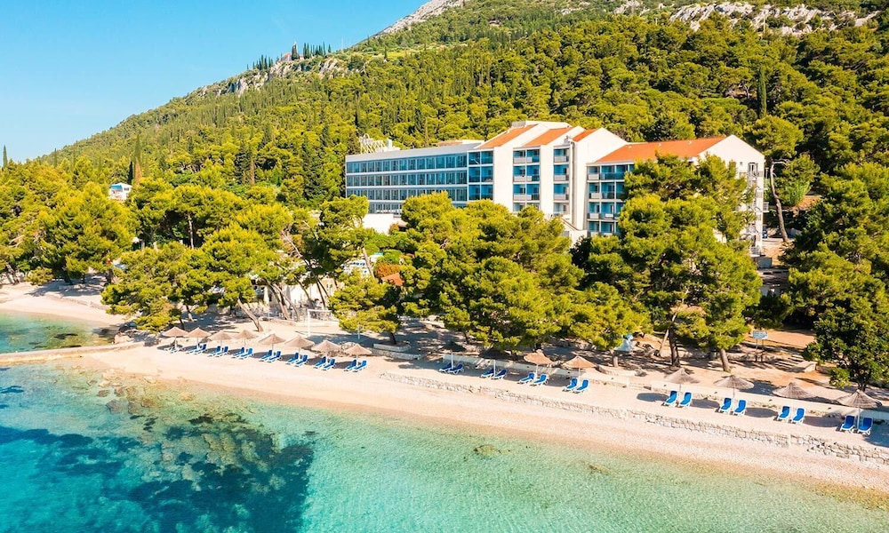 Aminess Vival Grand Azur Hotel — Beach in Orebić, Dubrovnik-Neretva