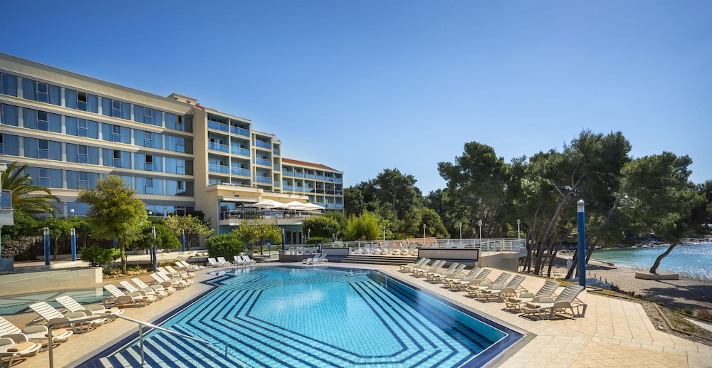Aminess Vival Grand Azur Hotel — Swimming pool in Orebić, Dubrovnik-Neretva