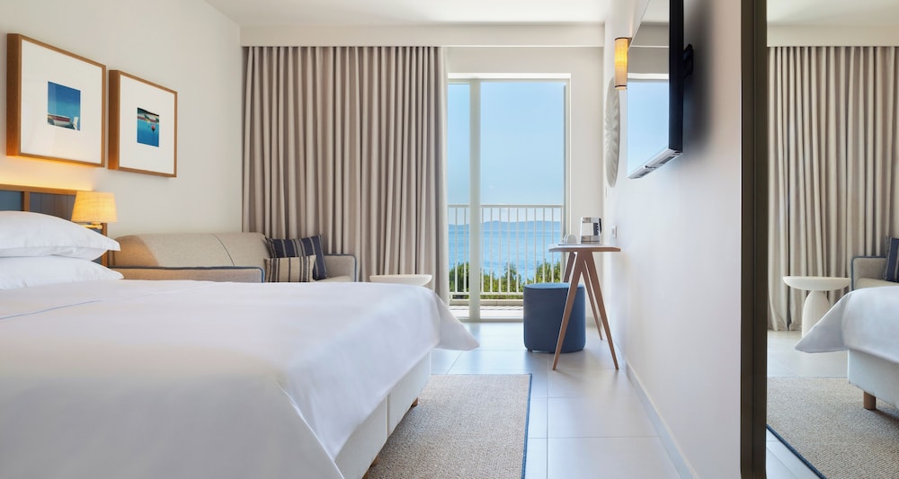Bluesun Hotel Marina — Hotel rooms in Brela, Split-Dalmatia