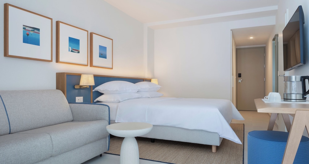 Bluesun Hotel Marina — Hotel rooms in Brela, Split-Dalmatia