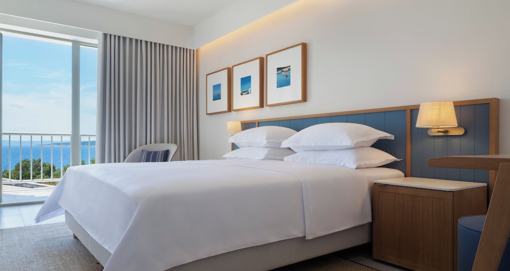 Bluesun Hotel Marina — Hotel rooms in Brela, Split-Dalmatia