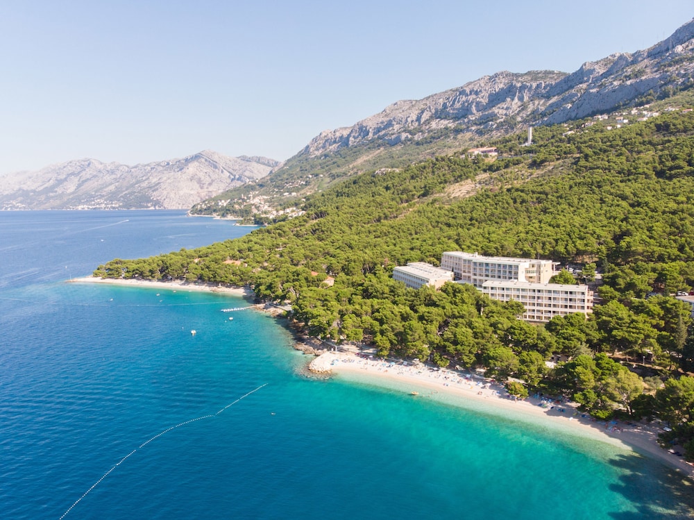 Bluesun Hotel Marina — Main photo in Brela, Split-Dalmatia