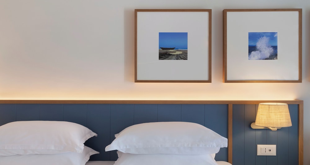 Bluesun Hotel Marina — Hotel rooms in Brela, Split-Dalmatia