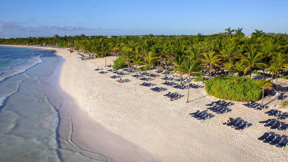 Grand Palladium White Sand Resort & Spa All Inclusive — Beach in Xetna, Quintana Roo