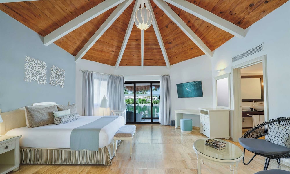 Grand Palladium White Sand Resort & Spa All Inclusive — Hotel rooms in Xetna, Quintana Roo