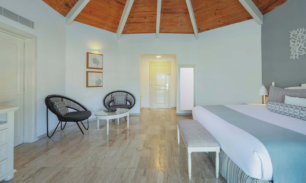 Grand Palladium White Sand Resort & Spa All Inclusive — Hotel rooms in Xetna, Quintana Roo