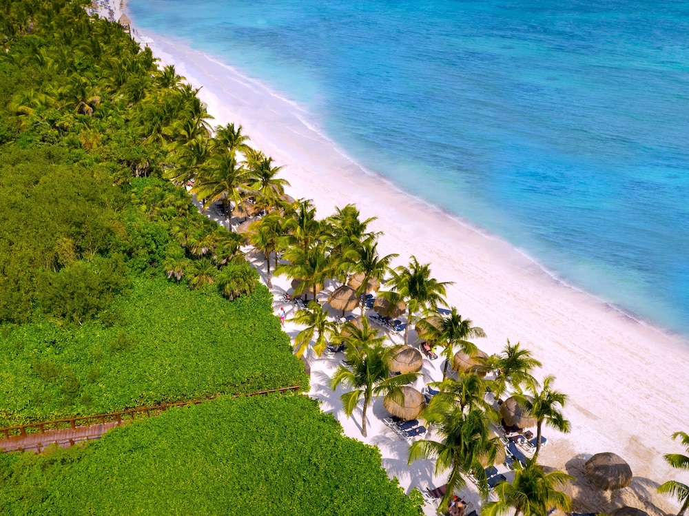 Grand Palladium White Sand Resort & Spa All Inclusive — Beach in Xetna, Quintana Roo
