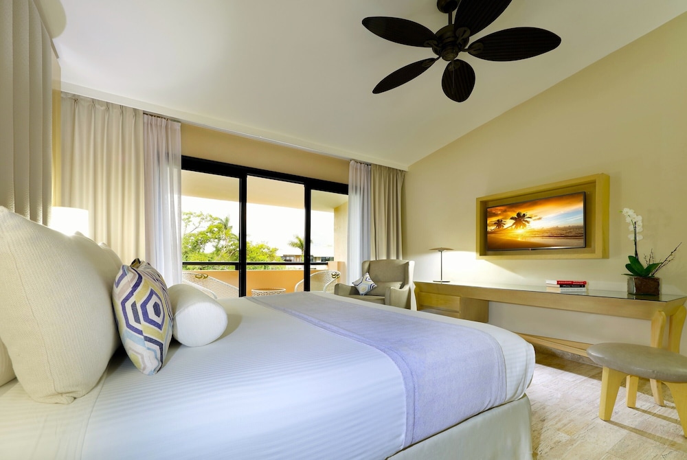 Grand Palladium White Sand Resort & Spa All Inclusive — Hotel rooms in Xetna, Quintana Roo