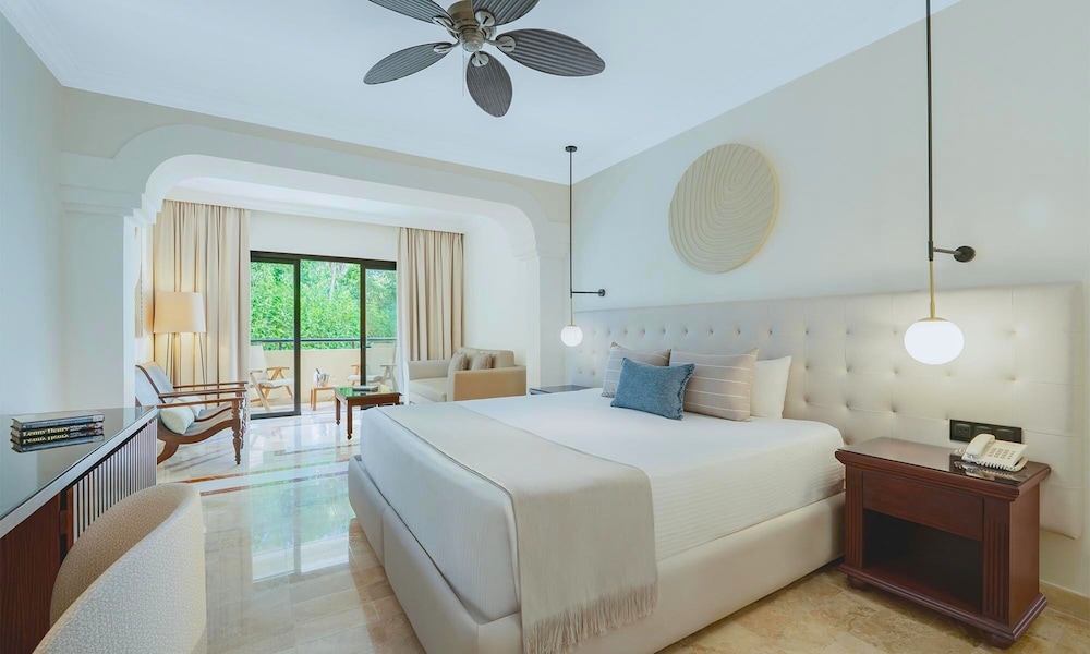 Grand Palladium White Sand Resort & Spa All Inclusive — Hotel rooms in Xetna, Quintana Roo