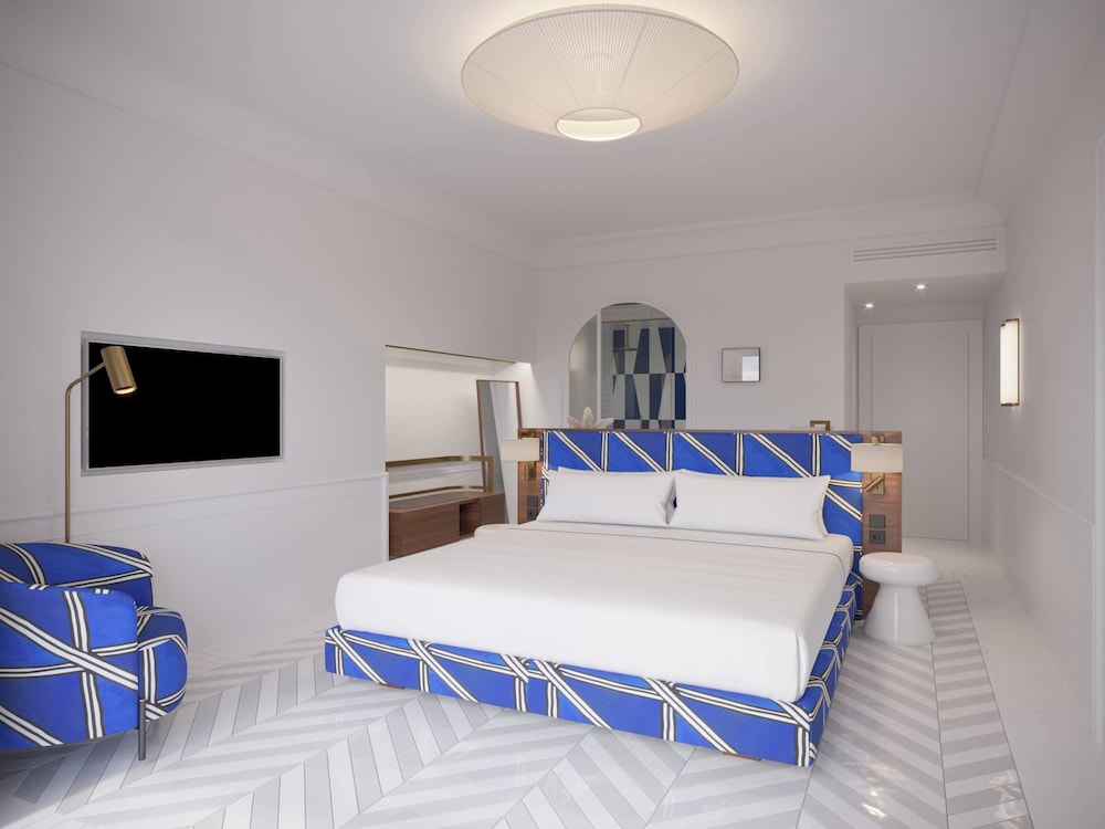 Grand Hotel Excelsior Amalfi — Hotel rooms in Amalfi, Campania