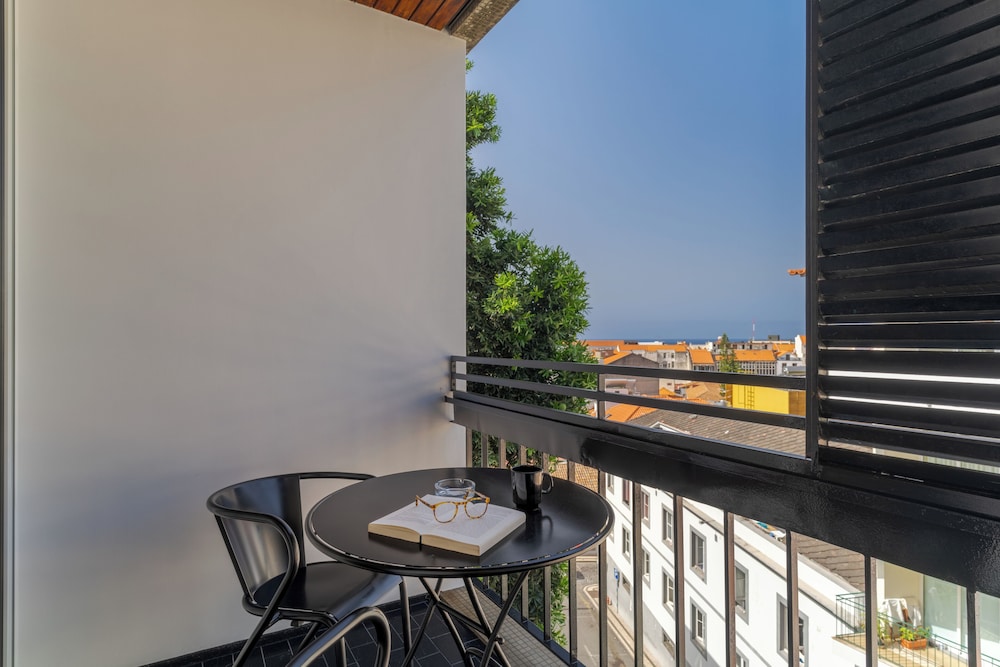 The Editory Garden Carmo Funchal — Hotel rooms in Funchal, Madeira