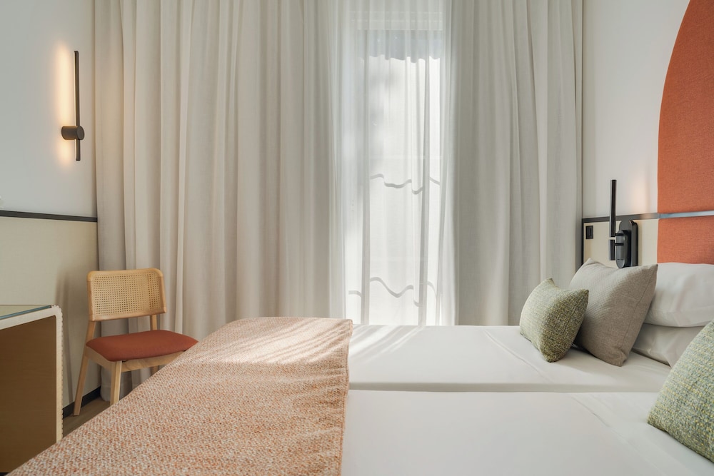 The Editory Garden Carmo Funchal — Hotel rooms in Funchal, Madeira