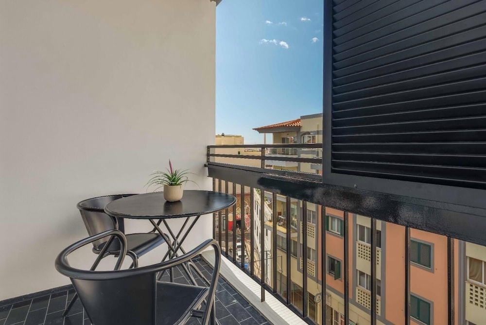 The Editory Garden Carmo Funchal — Hotel rooms in Funchal, Madeira