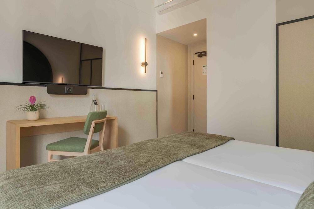 The Editory Garden Carmo Funchal — Hotel rooms in Funchal, Madeira