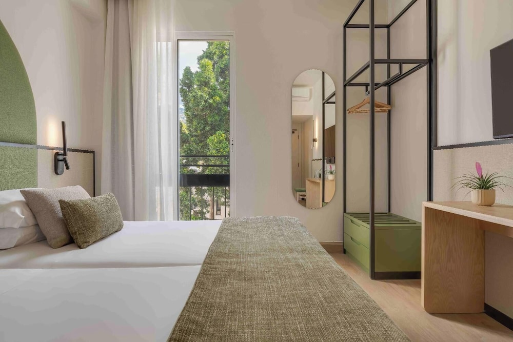 The Editory Garden Carmo Funchal — Hotel rooms in Funchal, Madeira